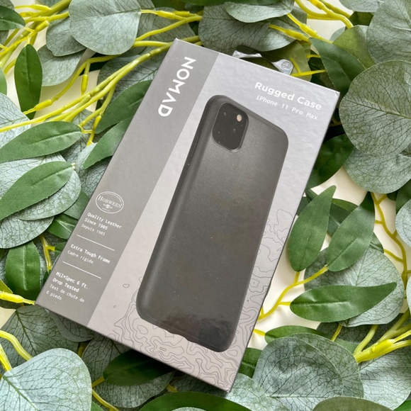 Nomad Rugged Leather Case  iPhone 11 Pro Max - Picture 5 of 10